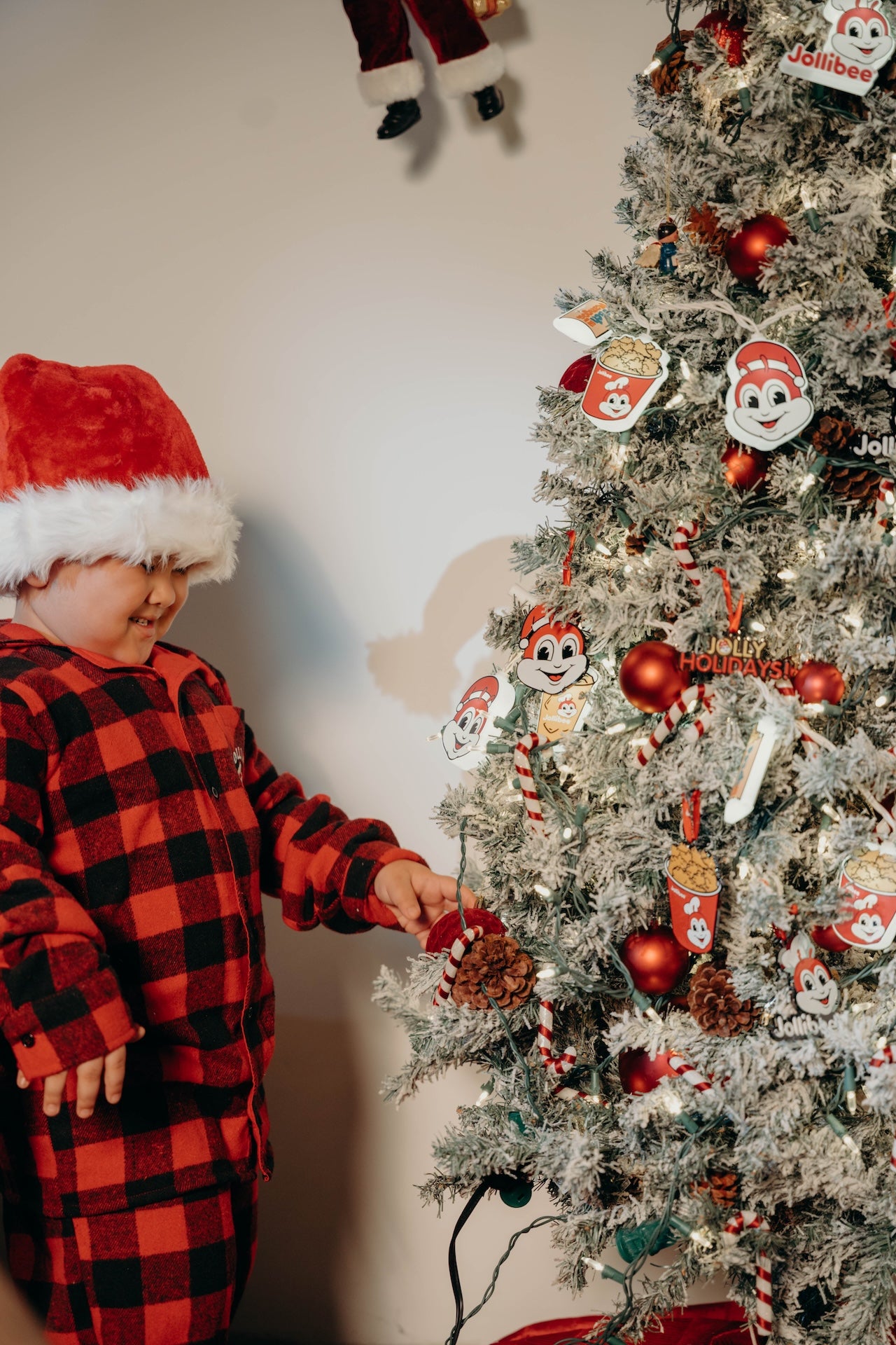 Jollibee Icons Christmas Lights (Set of 2) hover figure